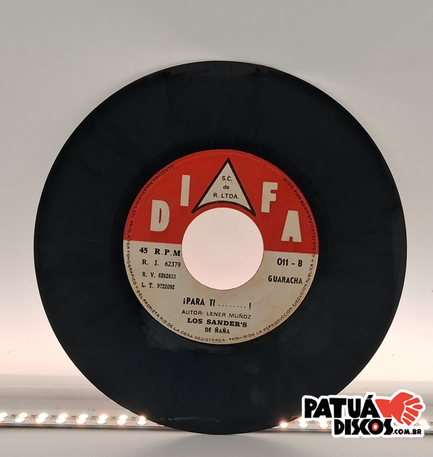 Los Sander's De Ñaña - Un Beso Y Nada Mas / Para Tí ......! - 7"