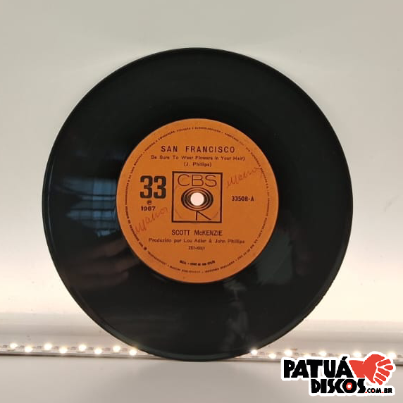 Scott McKenzie - San Francisco (Be Sure To Wear Some Flowers In Your Hair) - 7"