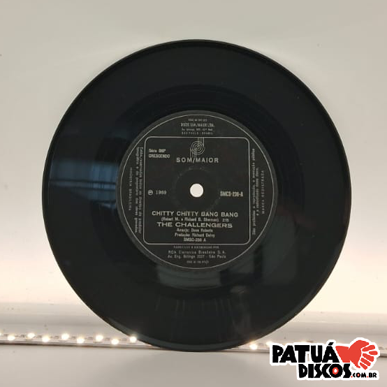The Challengers - Chitty Chitty Bang Bang - 7"