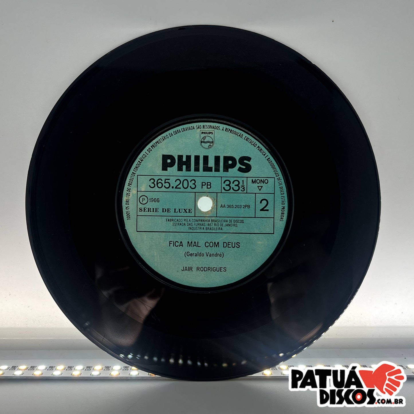 Jair Rodrigues - Disparada / Fica Mal Com Deus - 7''