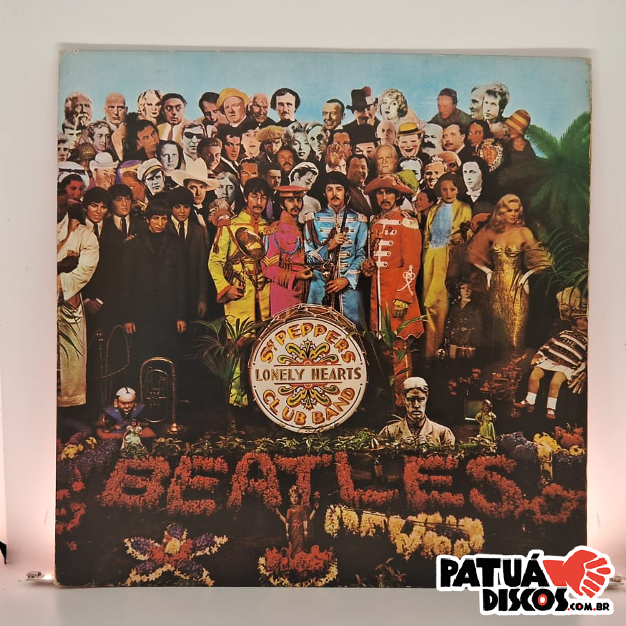 The Beatles - Sgt. Pepper's Lonely Hearts Club Band - LP