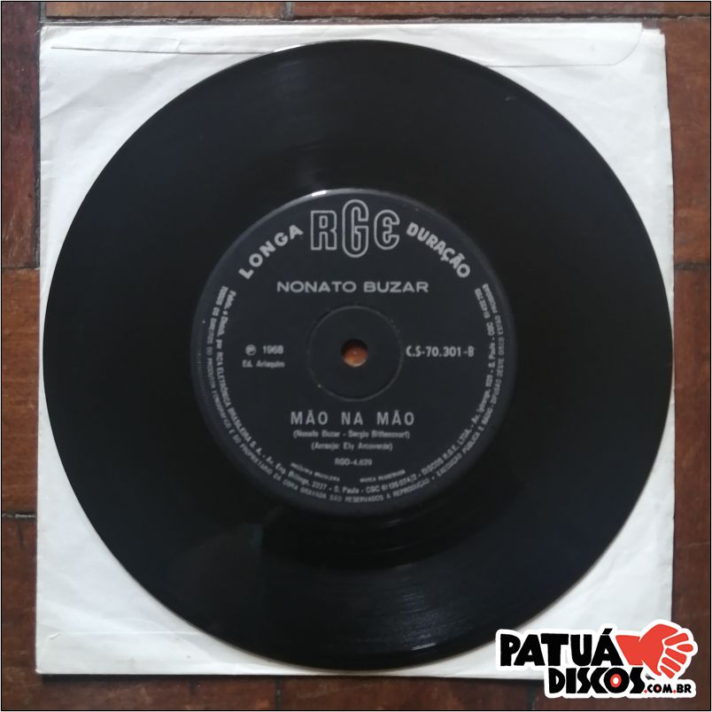 Nonato Buzar - Um Amor De Brinquedo / Mão Na Mão - 7"