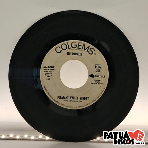The Monkees - Pleasant Valley Sunday / Words - 7"