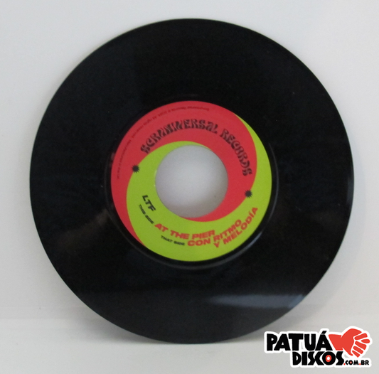 Light The Fuse - At The Pier / Con Ritmo Y Melodia - 7"