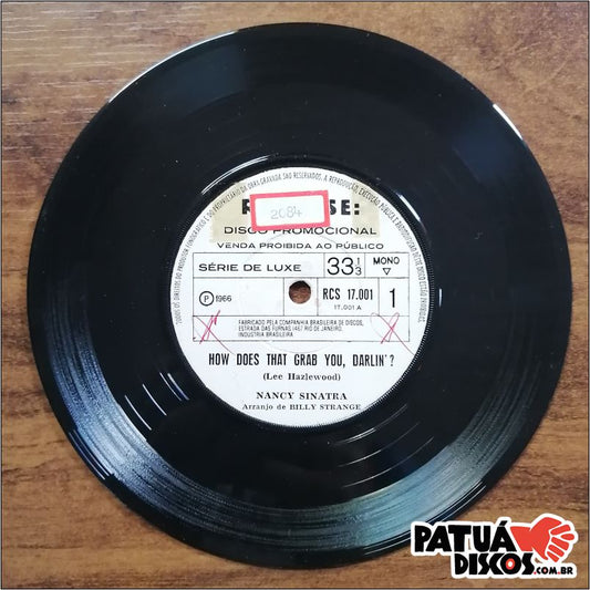 Nancy Sinatra - How Does That Grab You, Darlin'? / Call Me - 7"